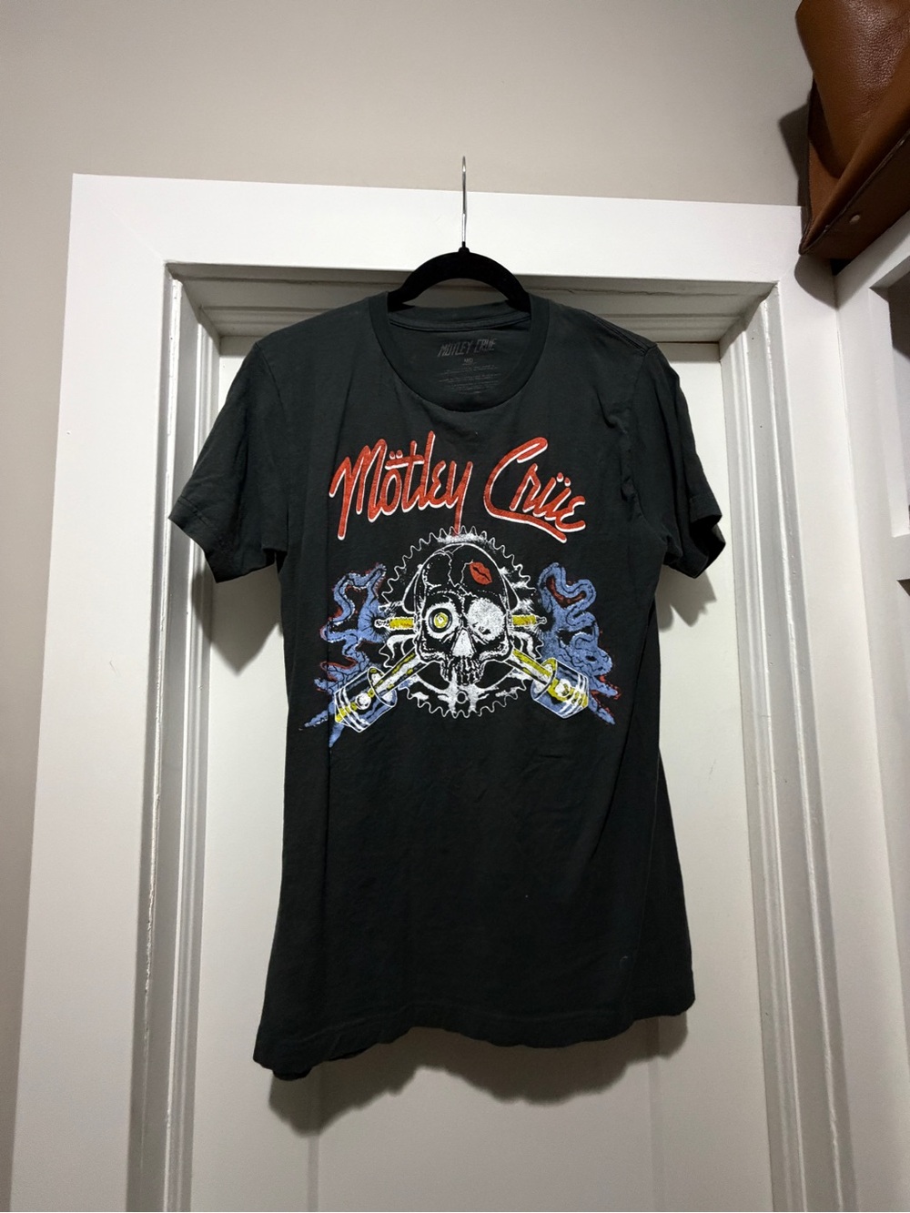 Women’s Mötley Crüe T-shirt